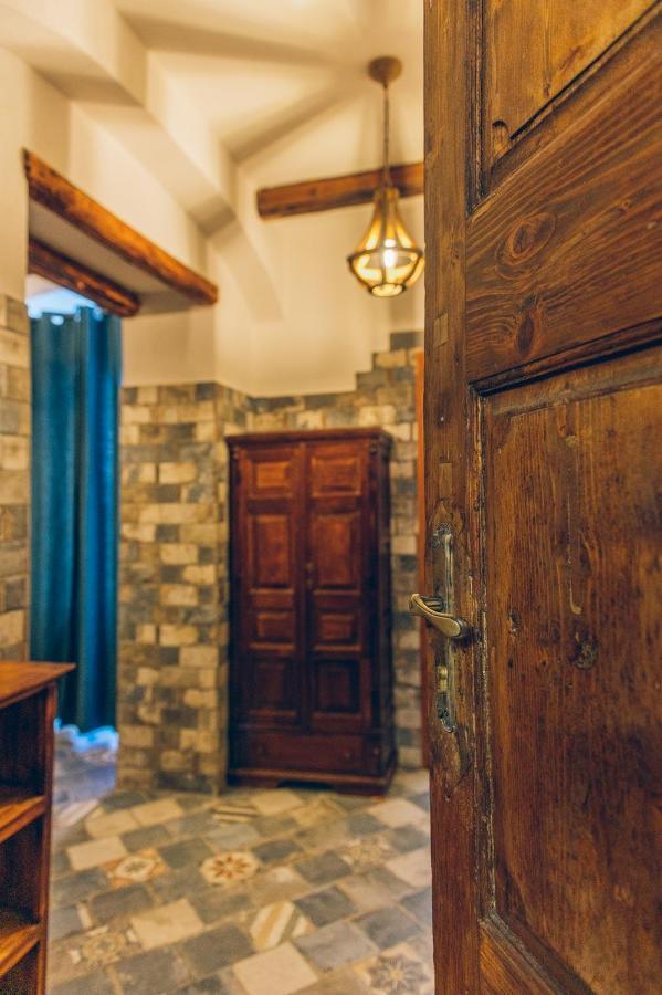 Aquila D'Oro ترييستي المظهر الخارجي الصورة